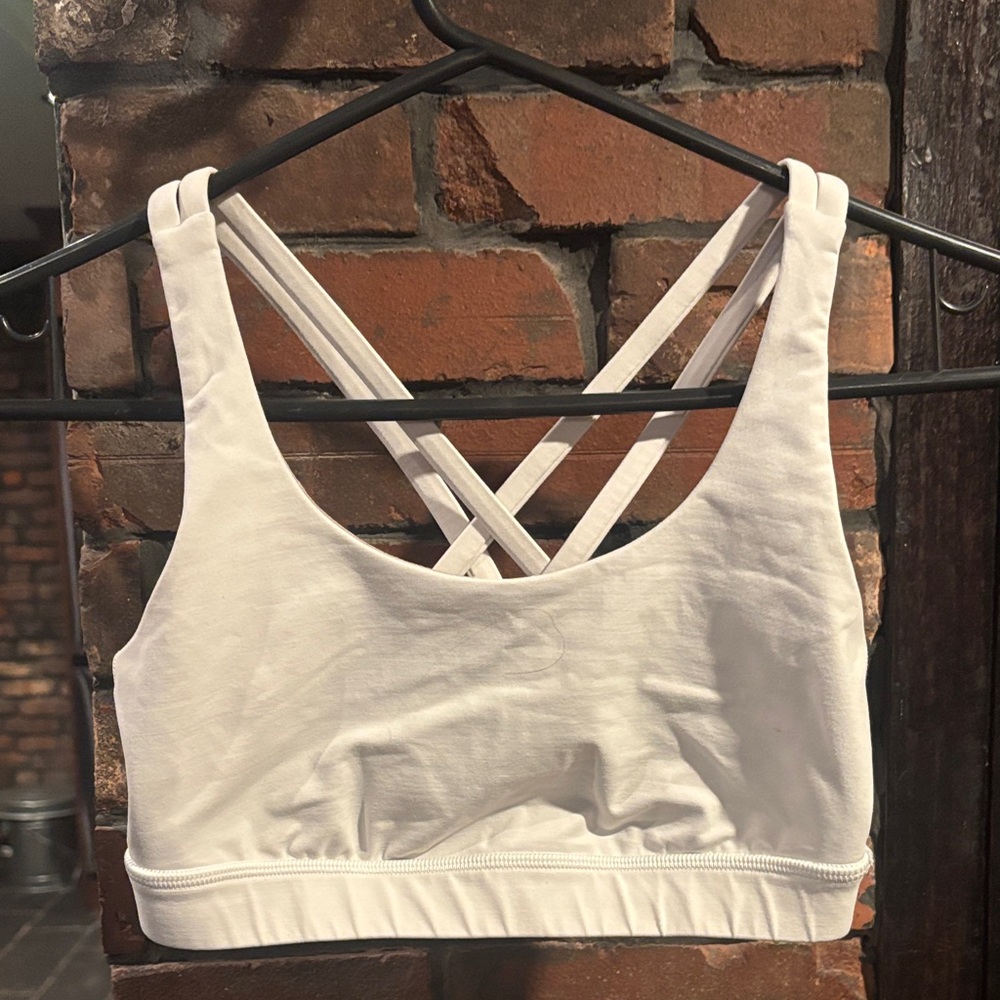 Lululemon Energy White Cross-Back Sports Bra 4
